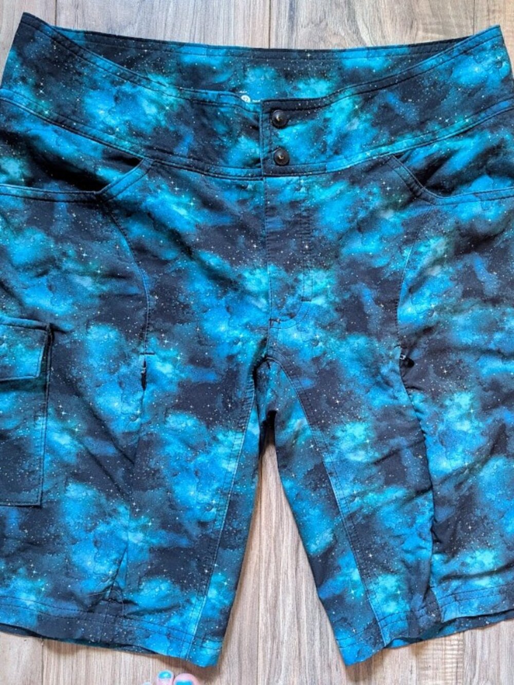 Shredly Mountain Biking Shorts Womens 12 Green Galaxy Print